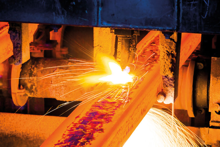 vikaas-group siderurgie fabrication process métallurgie verrerie cimenteries